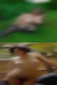 Ubumbo, swinging testicles